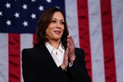 Kamala Harris: que significa el nombre Kamala en la India, la flor .